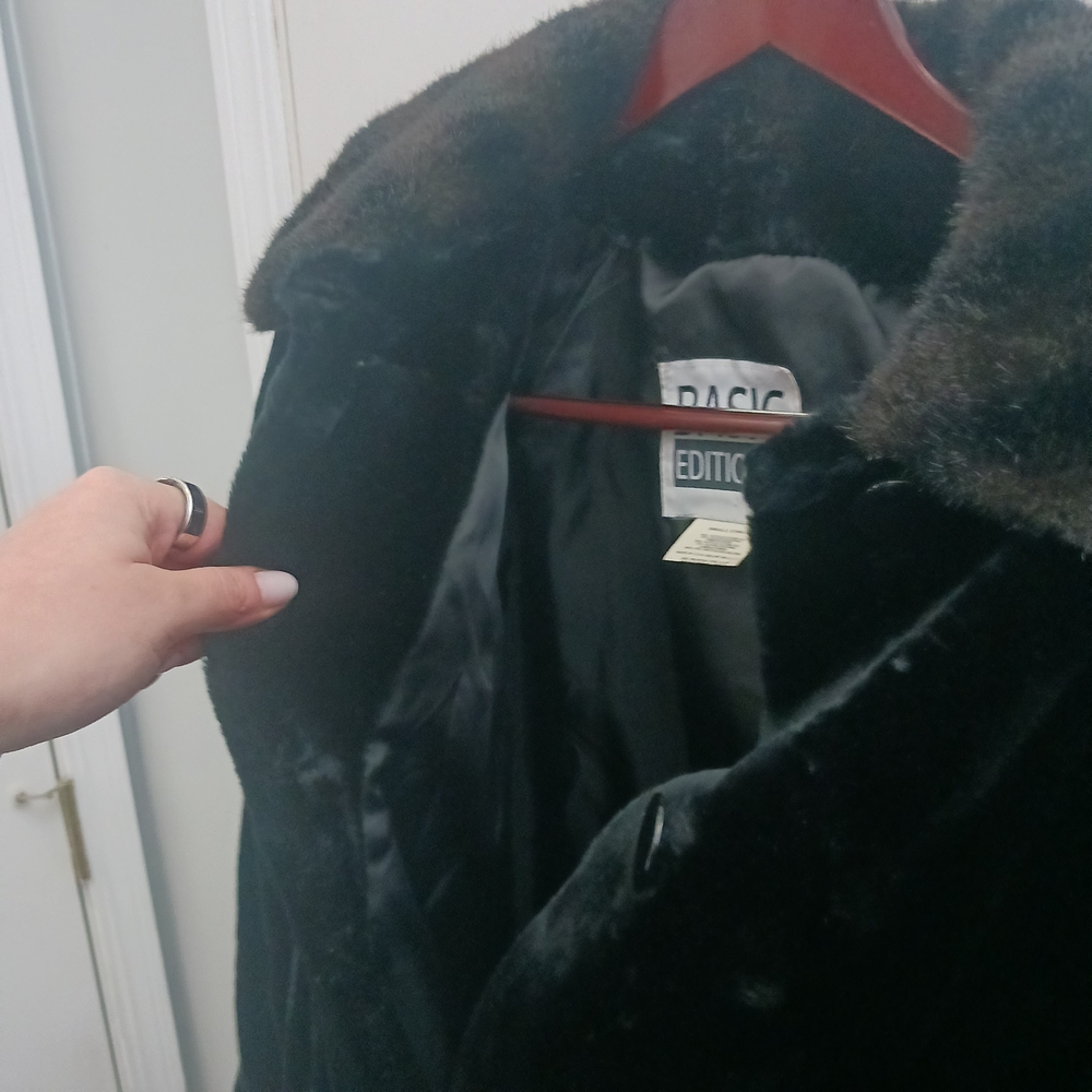 Basic Editions Black Jacket - Picture 8 of 11